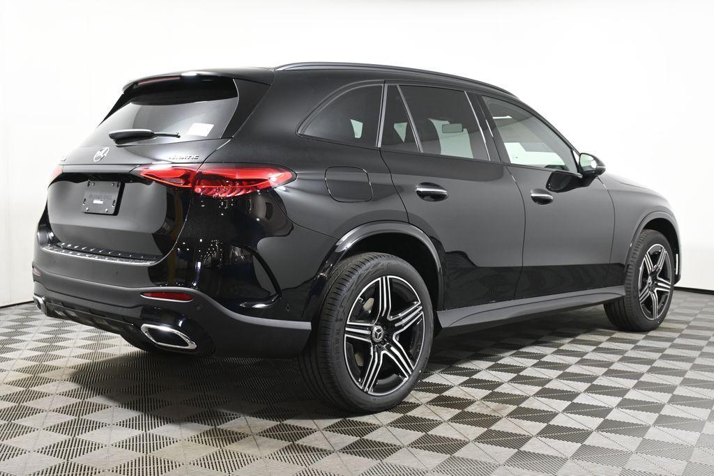 new 2025 Mercedes-Benz GLC 300 car, priced at $62,940