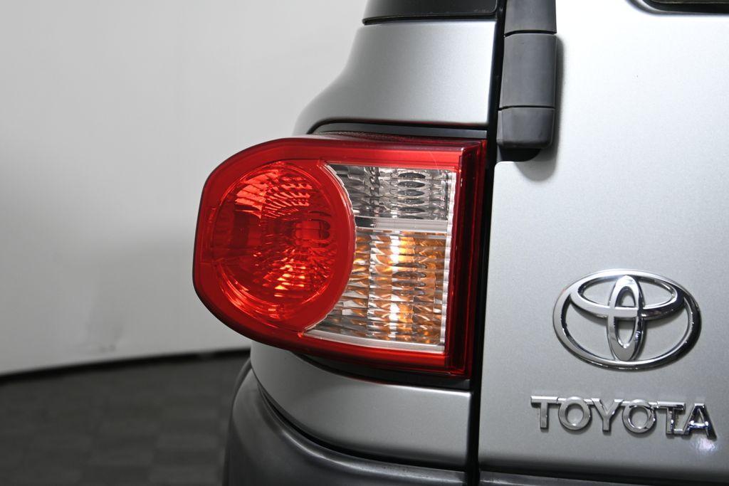 used 2009 Toyota FJ Cruiser car, priced at $11,995