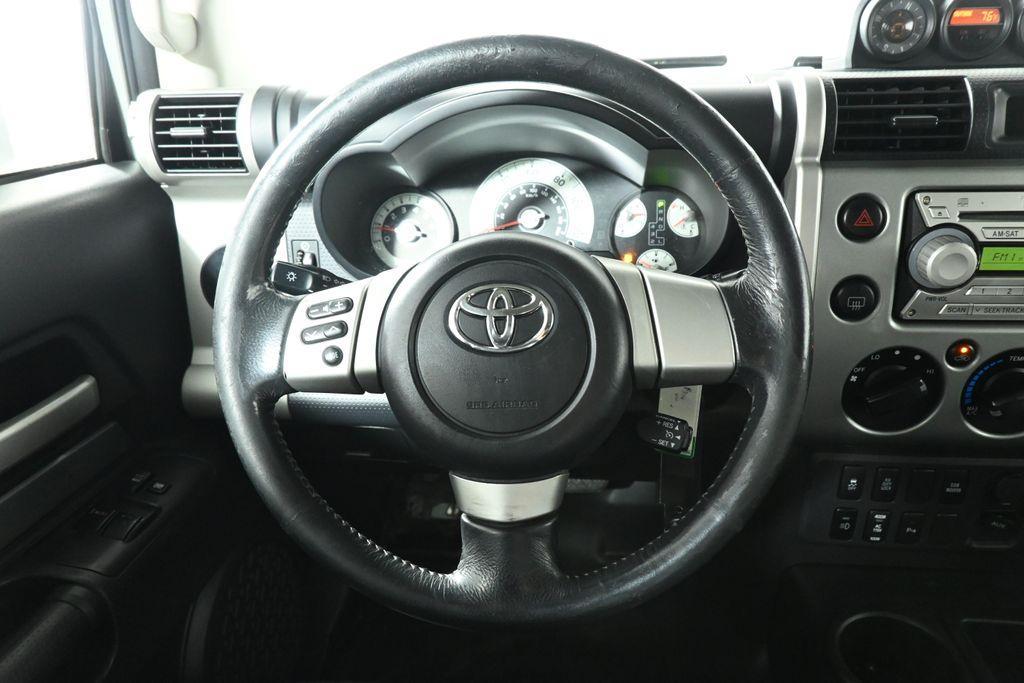 used 2009 Toyota FJ Cruiser car, priced at $11,995