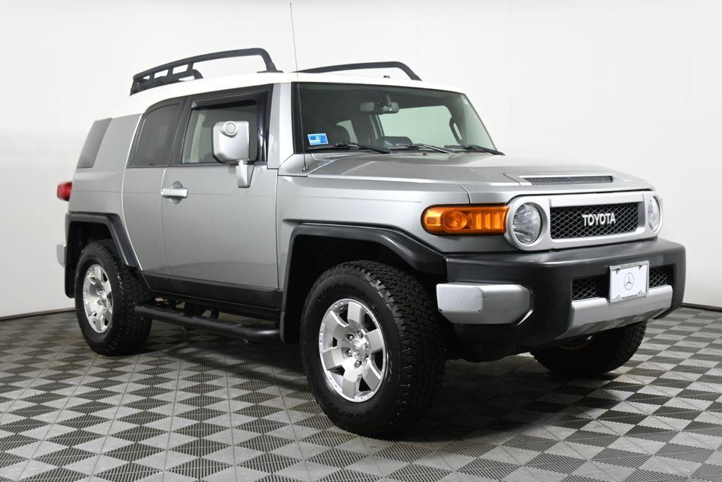 used 2009 Toyota FJ Cruiser car, priced at $11,995