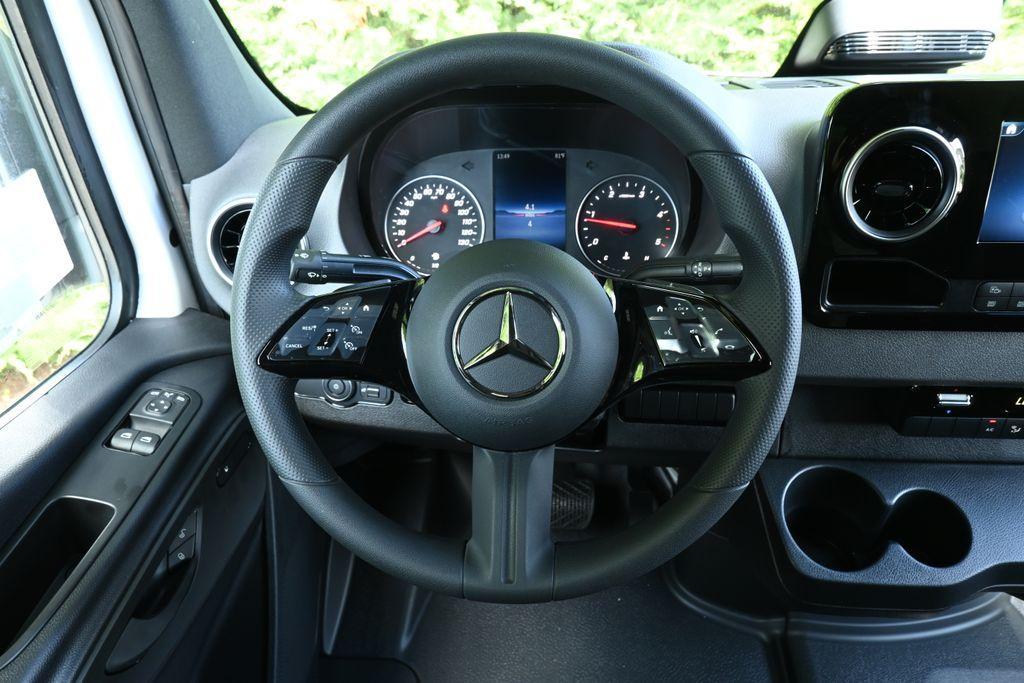 new 2025 Mercedes-Benz Sprinter 2500 car, priced at $65,462