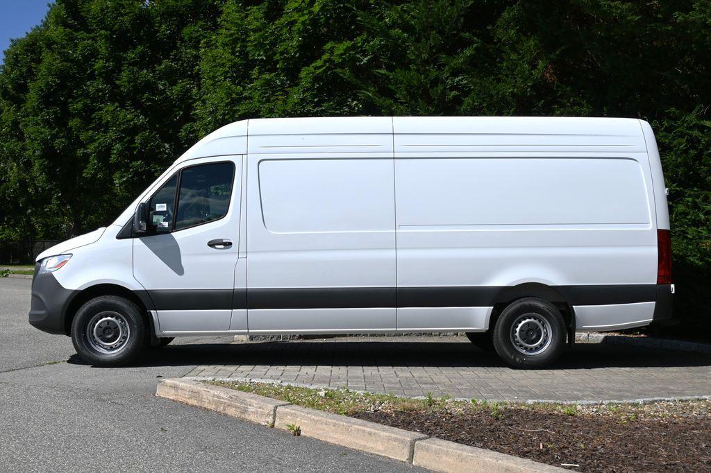 new 2025 Mercedes-Benz Sprinter 2500 car, priced at $65,462