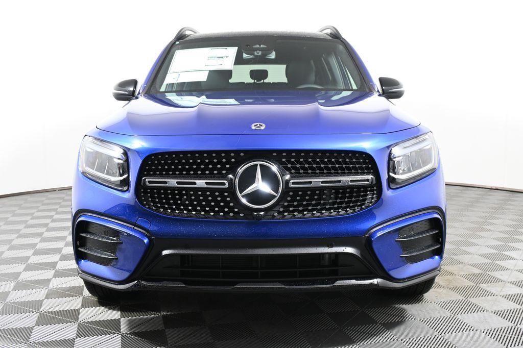 new 2025 Mercedes-Benz GLB 250 car, priced at $58,400