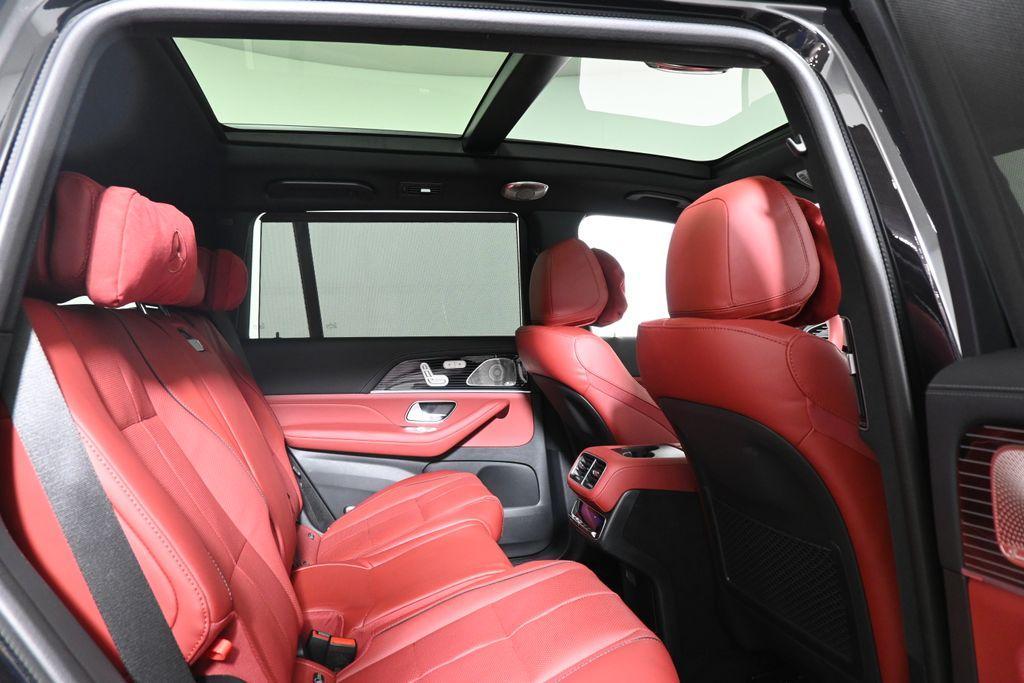 new 2025 Mercedes-Benz GLS 450 car, priced at $124,600
