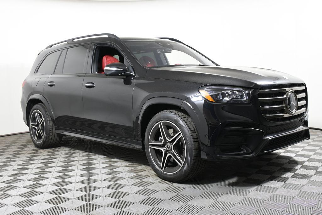 new 2025 Mercedes-Benz GLS 450 car, priced at $124,600
