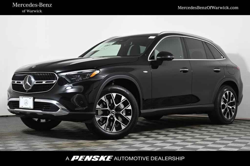 new 2025 Mercedes-Benz GLC 350e car, priced at $69,105