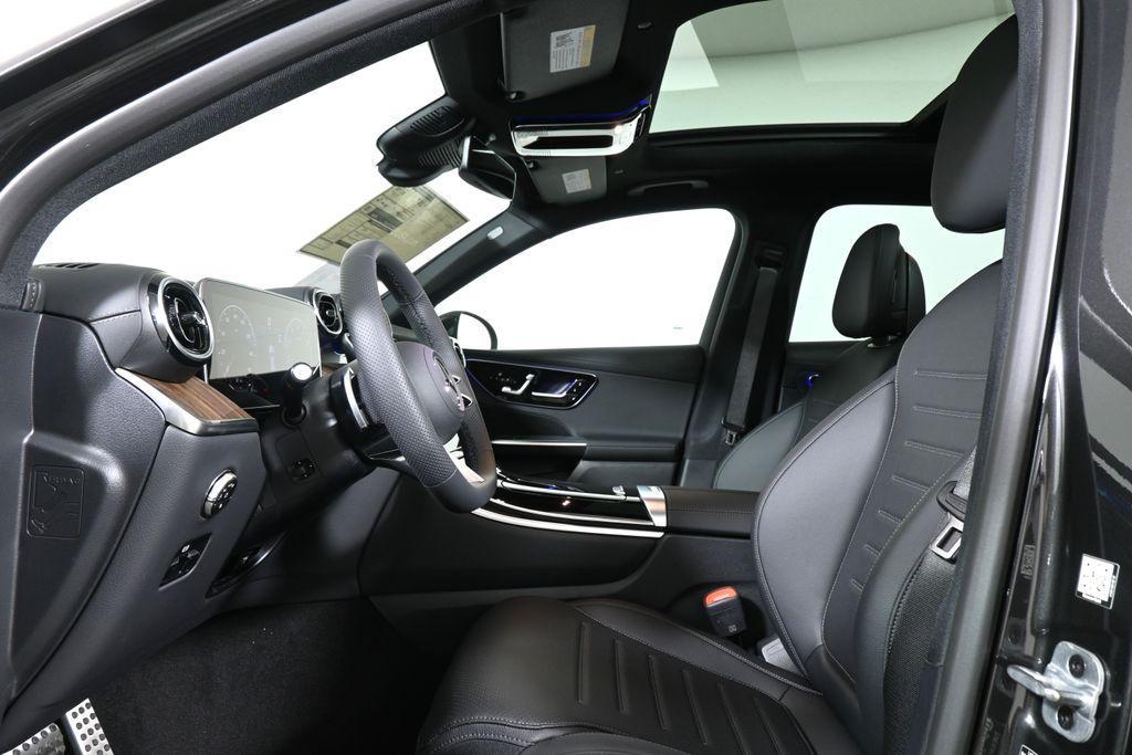 new 2025 Mercedes-Benz GLC 300 car, priced at $58,350
