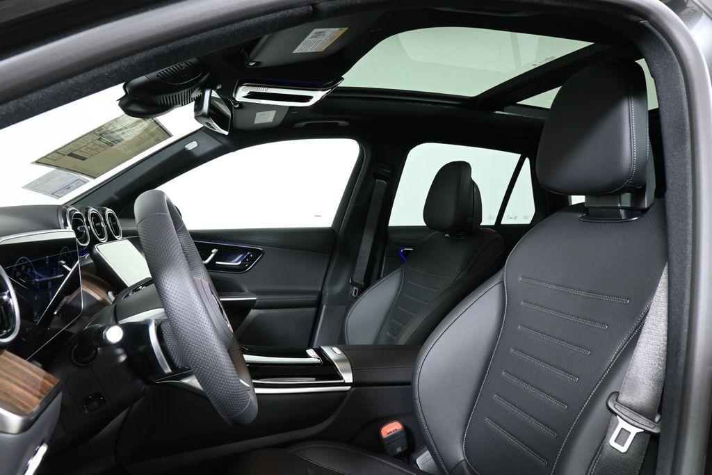 new 2025 Mercedes-Benz GLC 300 car, priced at $58,350