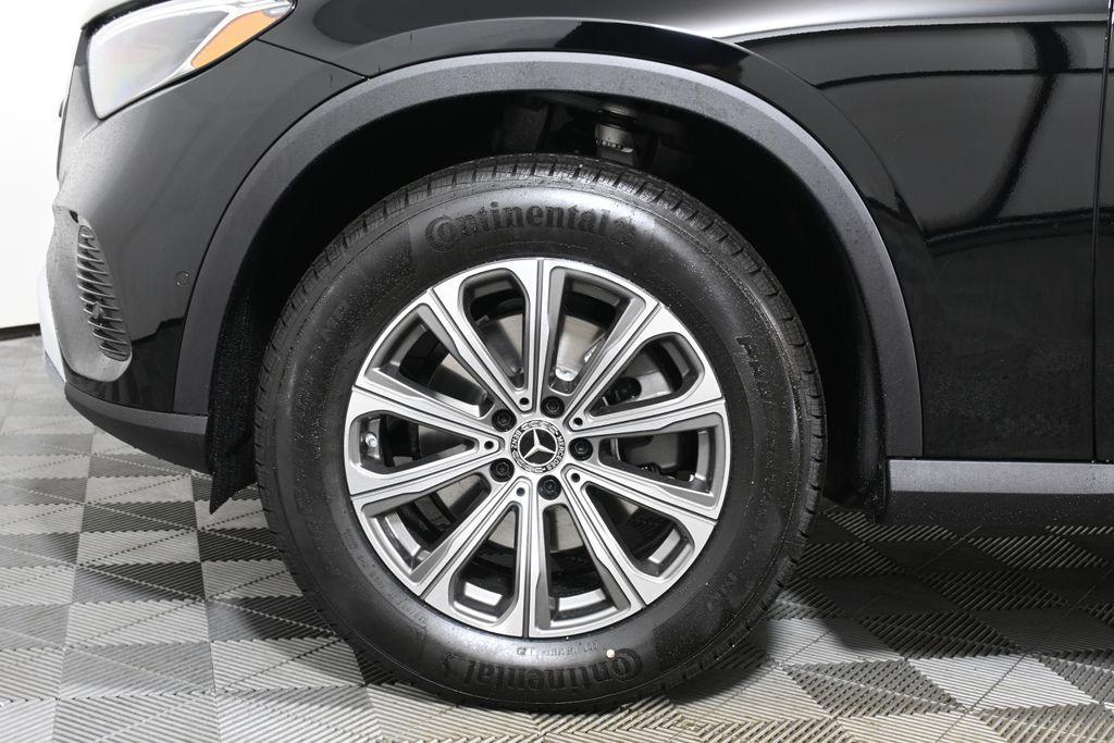 new 2026 Mercedes-Benz GLC 300 car, priced at $54,585