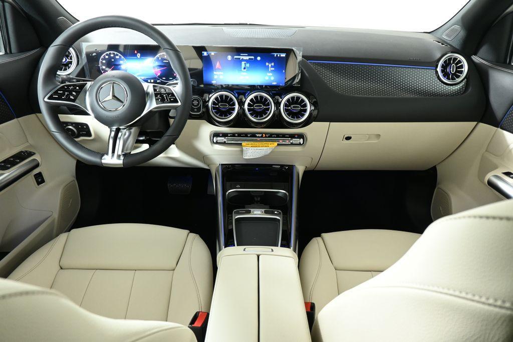 new 2025 Mercedes-Benz GLA 250 car, priced at $50,735