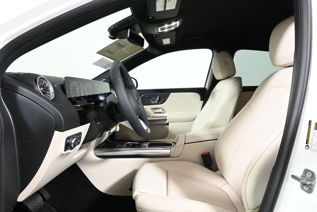 used 2025 Mercedes-Benz GLA 250 car, priced at $47,295