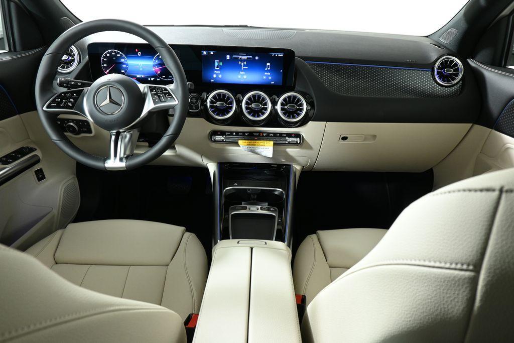 used 2025 Mercedes-Benz GLA 250 car, priced at $47,295