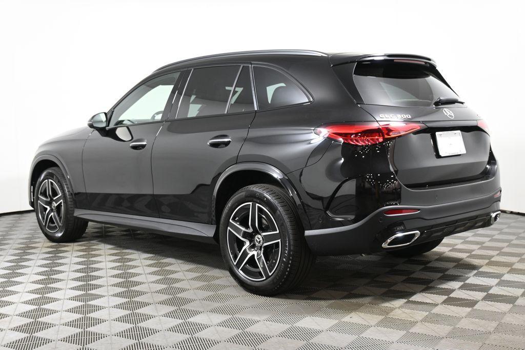 new 2025 Mercedes-Benz GLC 300 car, priced at $61,845