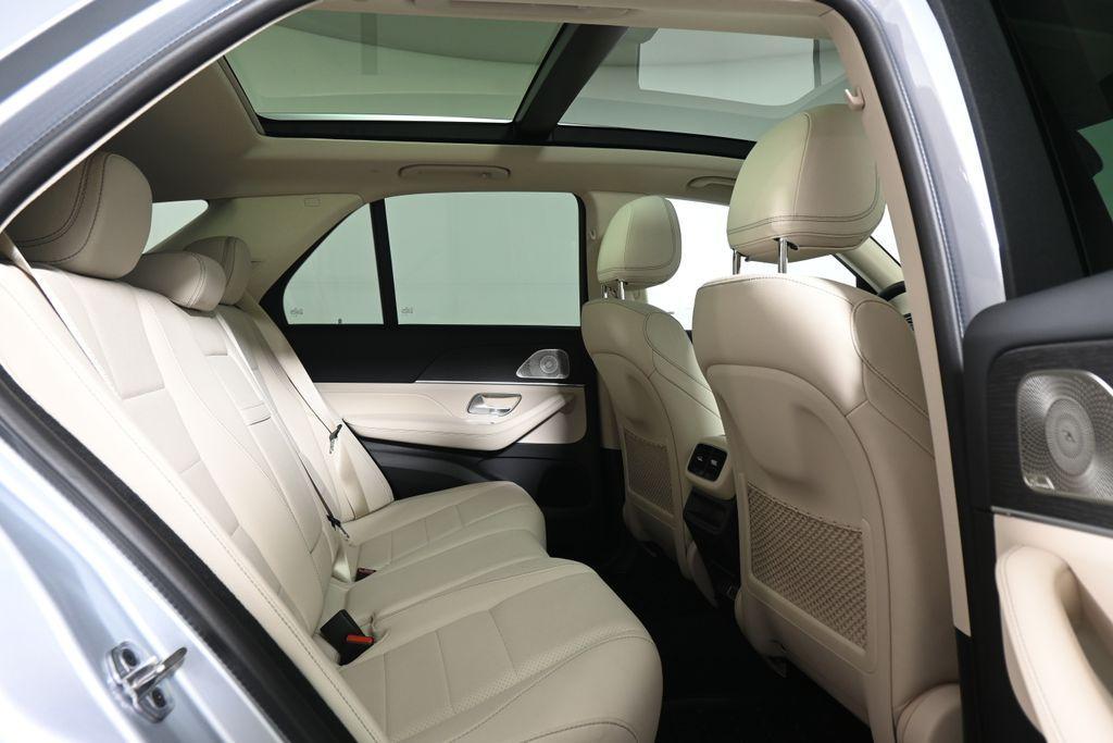 new 2026 Mercedes-Benz GLE 450 car, priced at $79,430