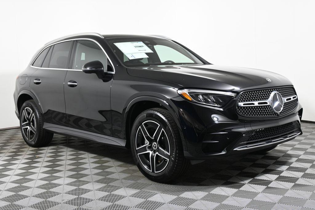 new 2026 Mercedes-Benz GLC 300 car, priced at $58,035