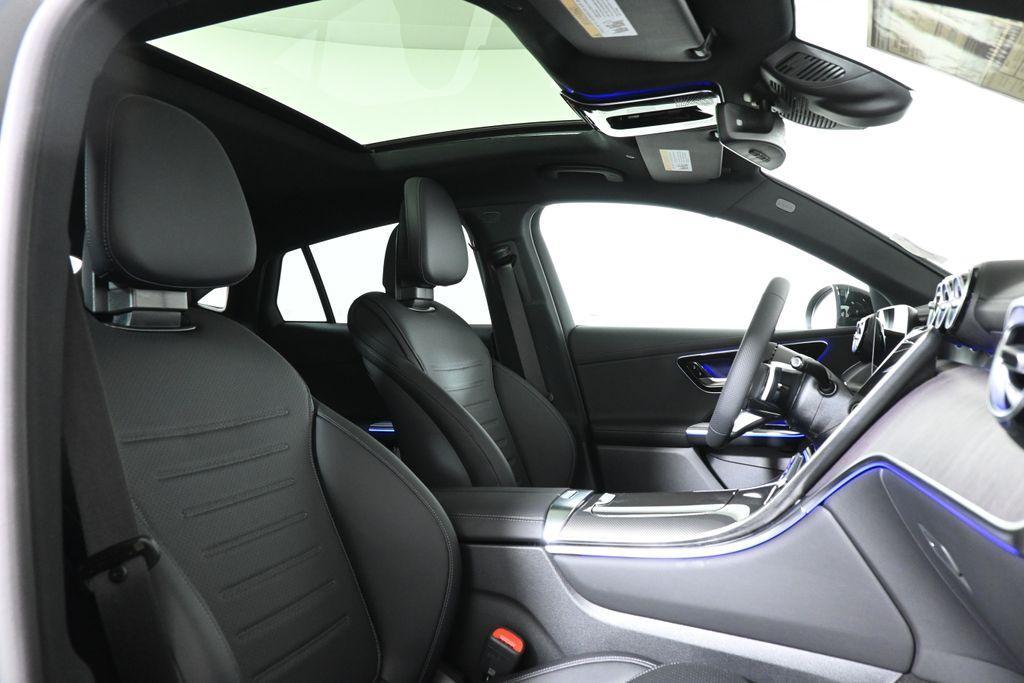 new 2025 Mercedes-Benz GLC 300 car, priced at $66,775