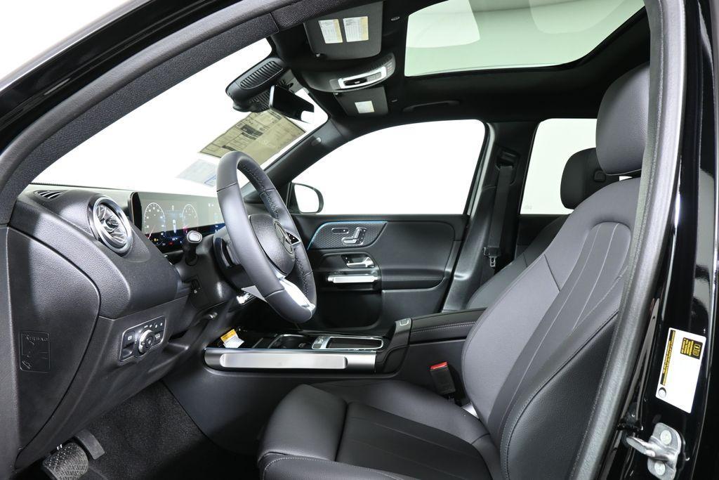 used 2025 Mercedes-Benz GLB 250 car, priced at $51,095