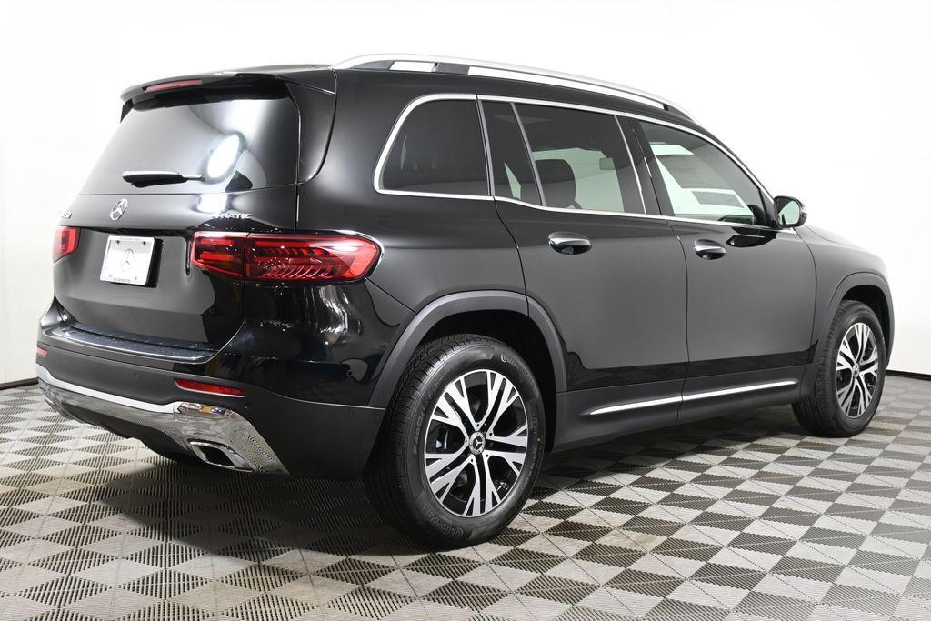 used 2025 Mercedes-Benz GLB 250 car, priced at $51,095