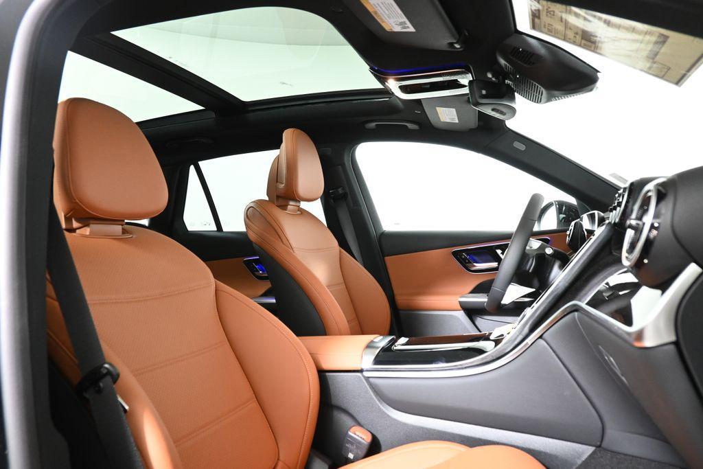 new 2025 Mercedes-Benz GLC 350e car, priced at $65,570