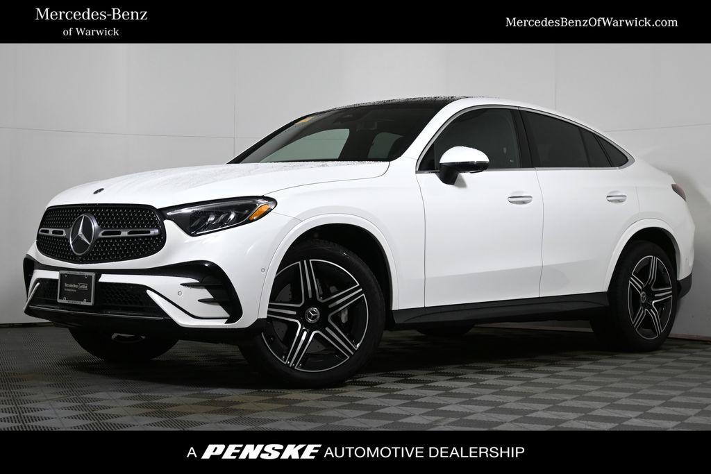 used 2025 Mercedes-Benz GLC 300 car, priced at $57,895