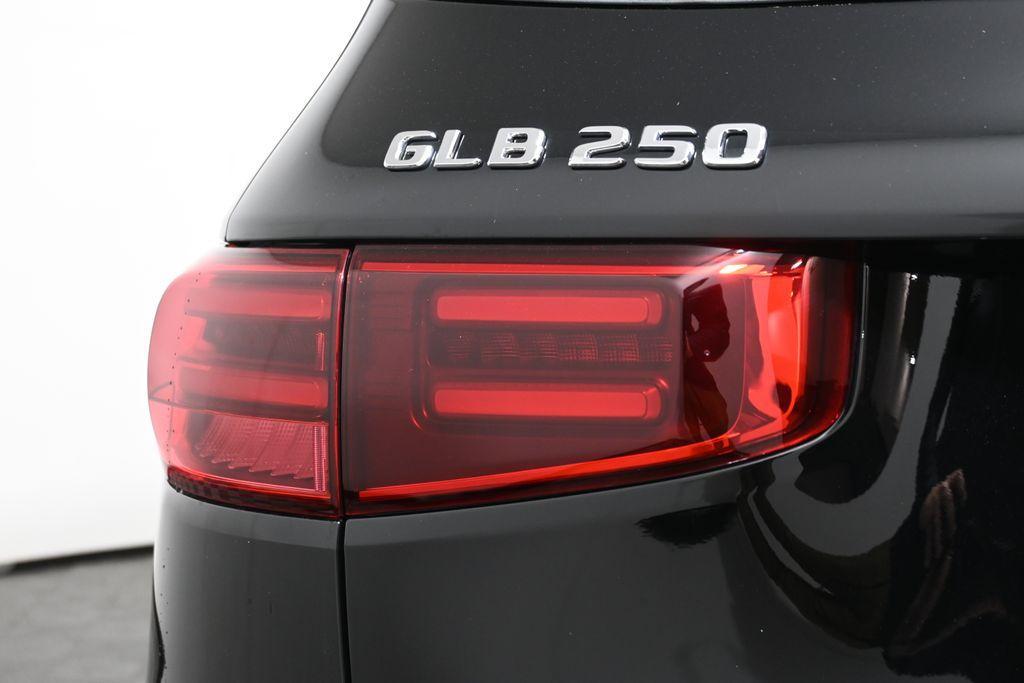 new 2026 Mercedes-Benz GLB 250 car, priced at $50,305
