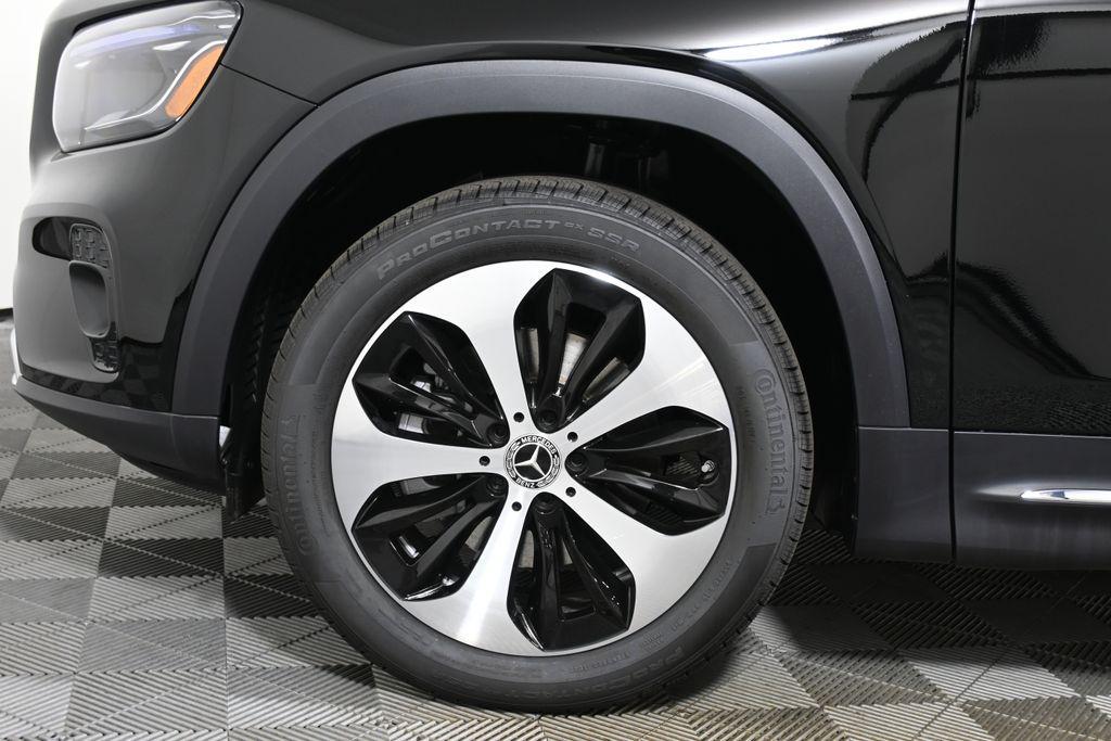 new 2026 Mercedes-Benz GLB 250 car, priced at $50,305
