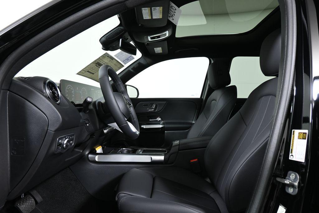new 2026 Mercedes-Benz GLB 250 car, priced at $50,305