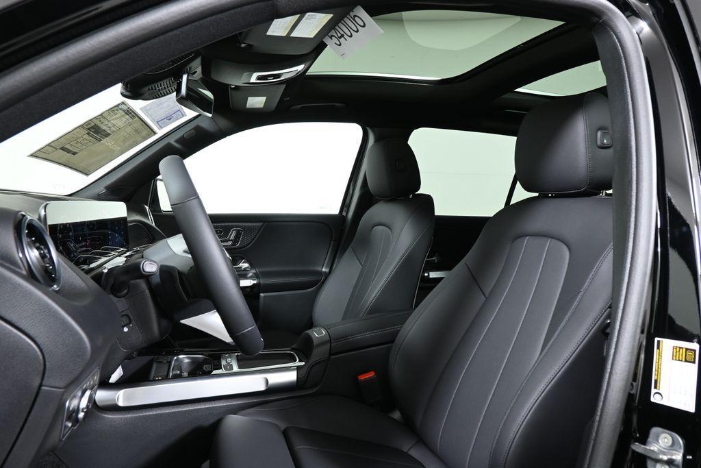 new 2026 Mercedes-Benz GLB 250 car, priced at $50,305