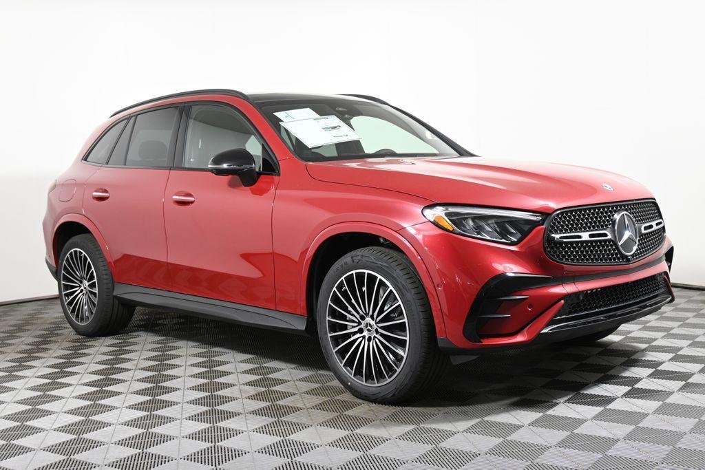 new 2025 Mercedes-Benz GLC 300 car, priced at $62,600