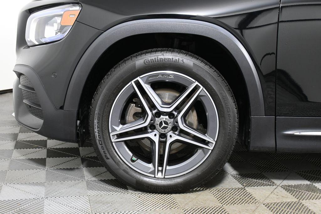 used 2022 Mercedes-Benz GLB 250 car, priced at $34,495