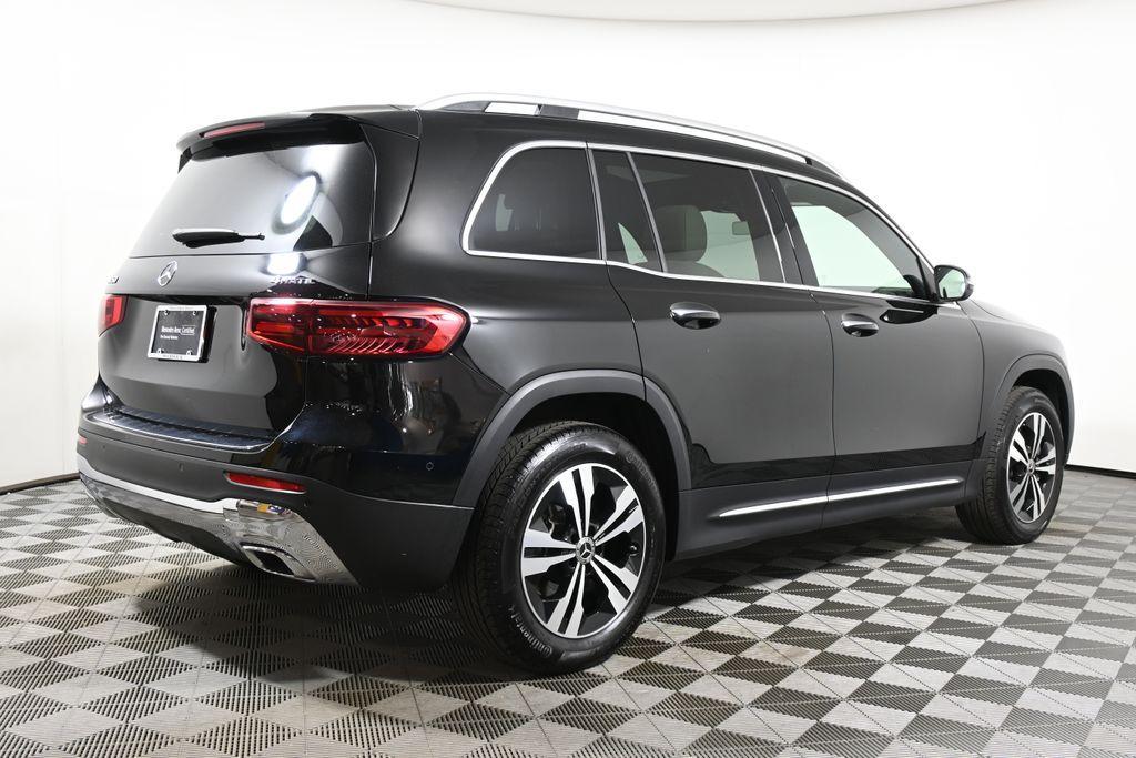 used 2025 Mercedes-Benz GLB 250 car, priced at $43,995