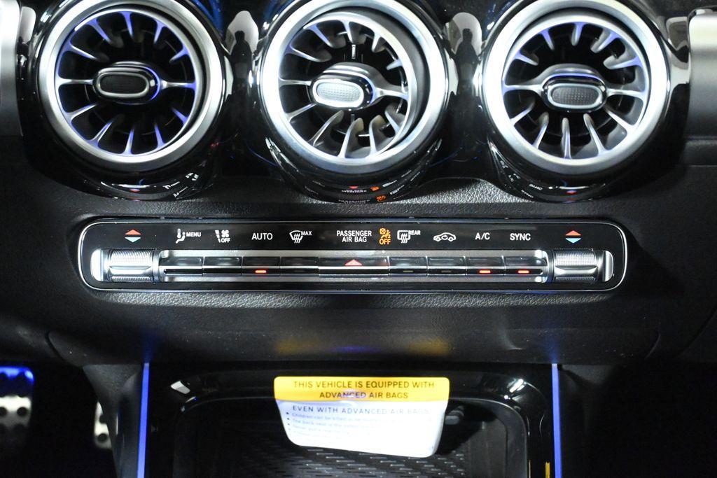 new 2025 Mercedes-Benz GLB 250 car, priced at $55,870