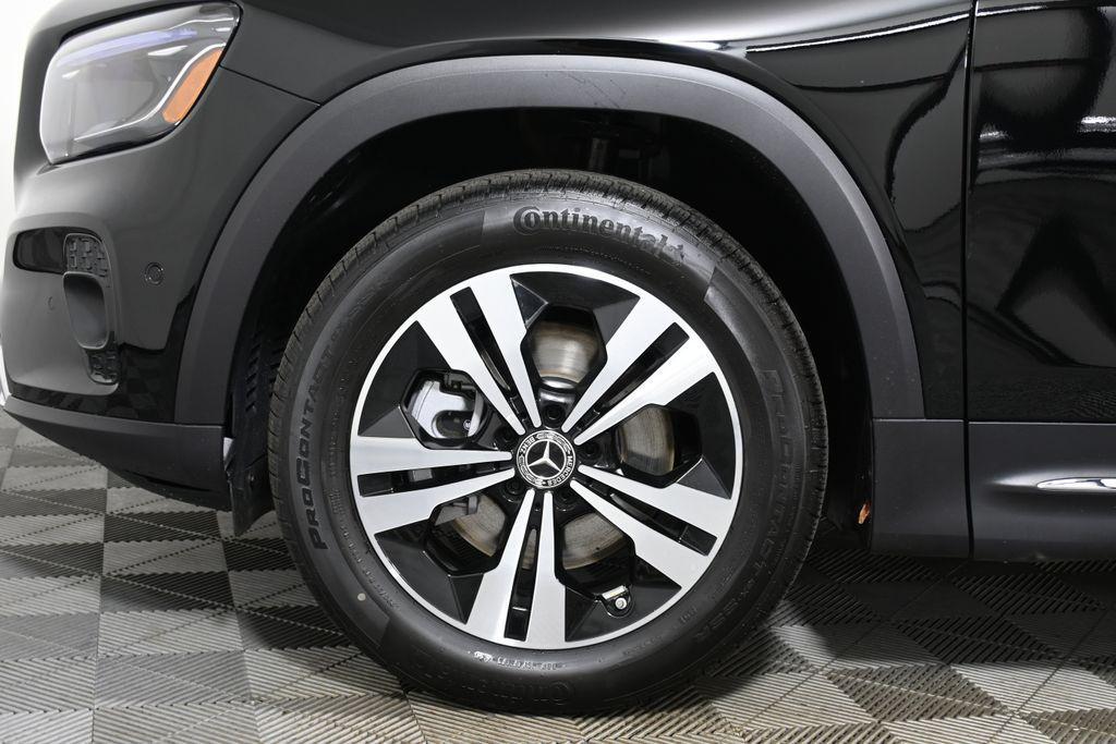 new 2026 Mercedes-Benz GLB 250 car, priced at $51,930