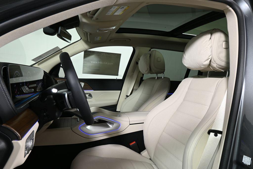 new 2026 Mercedes-Benz GLS 450 car, priced at $101,215