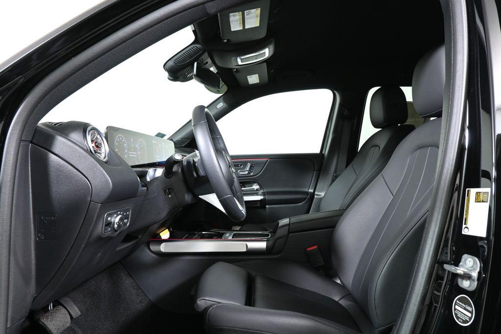 used 2025 Mercedes-Benz GLB 250 car, priced at $45,895