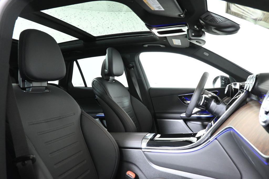 new 2025 Mercedes-Benz GLC 300 car, priced at $60,970