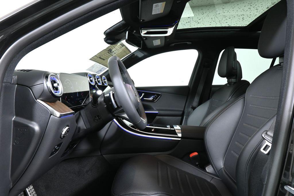 new 2025 Mercedes-Benz GLC 300 car, priced at $60,970