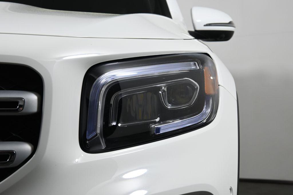 used 2022 Mercedes-Benz GLB 250 car, priced at $30,495