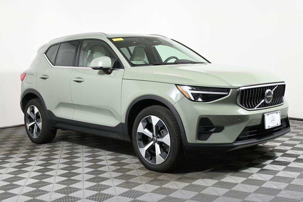 used 2023 Volvo XC40 car, priced at $31,995