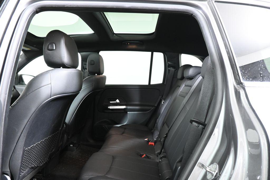 used 2022 Mercedes-Benz GLB 250 car, priced at $27,495
