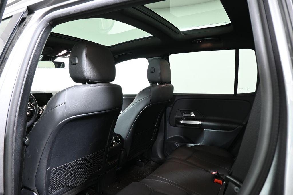 used 2022 Mercedes-Benz GLB 250 car, priced at $27,495