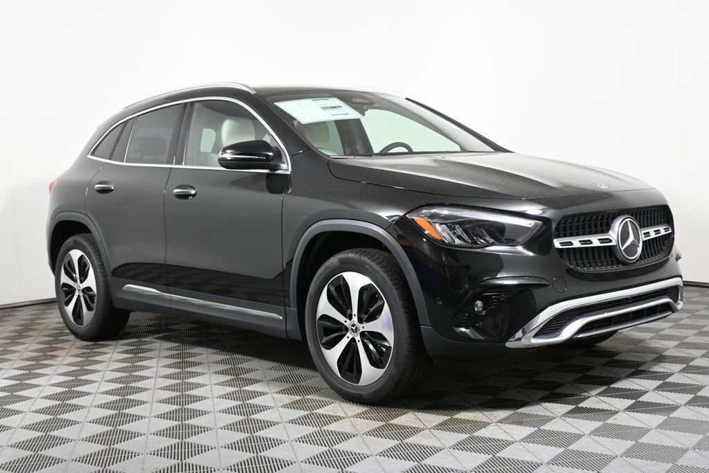 new 2025 Mercedes-Benz GLA 250 car, priced at $51,045