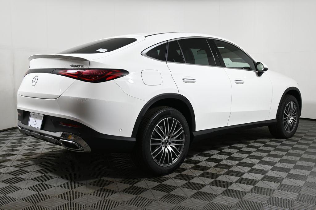 new 2025 Mercedes-Benz GLC 300 car, priced at $61,820