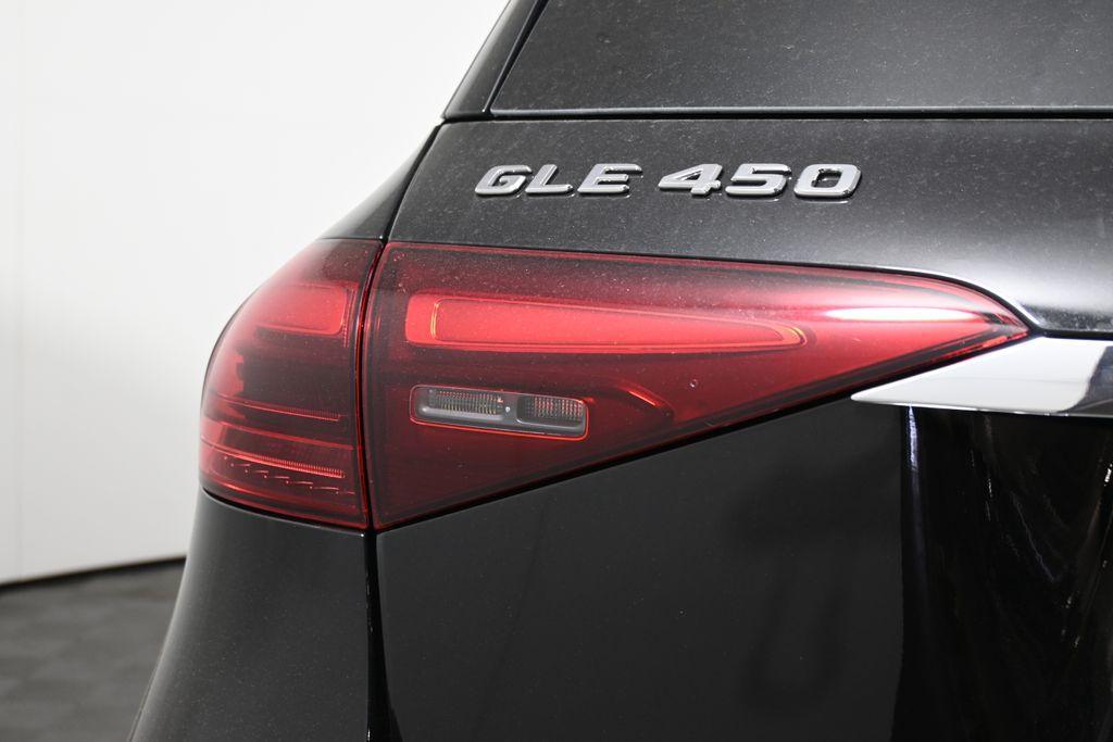 new 2025 Mercedes-Benz GLE 450 car, priced at $80,145