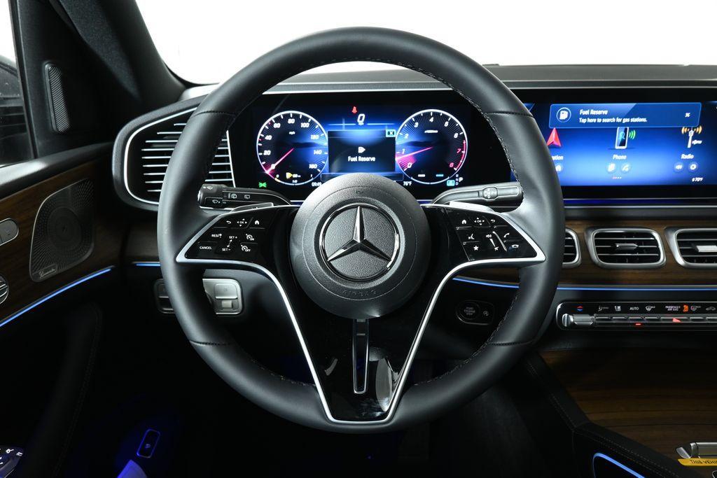 new 2025 Mercedes-Benz GLE 450 car, priced at $80,145