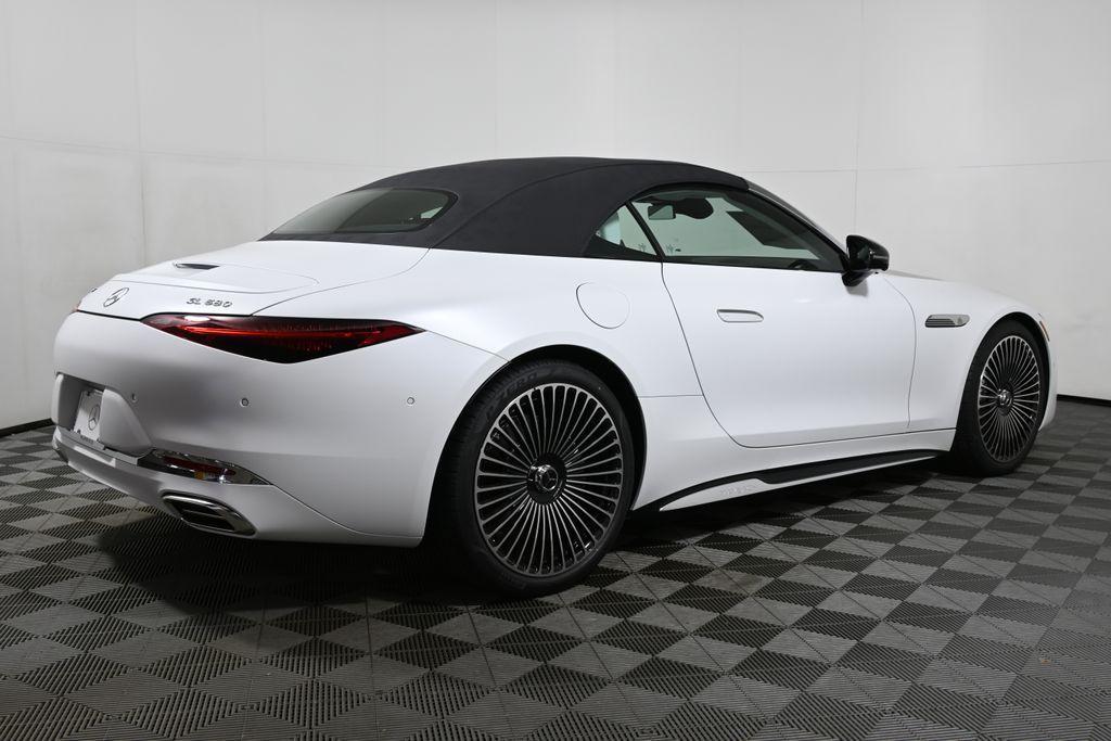 new 2026 Mercedes-Benz Maybach SL 680 Monogram Series car, priced at $232,450