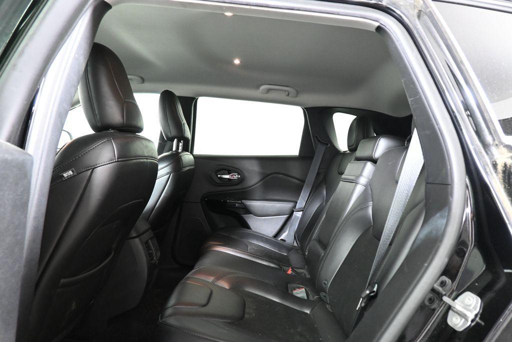 used 2019 Jeep Cherokee car, priced at $15,995