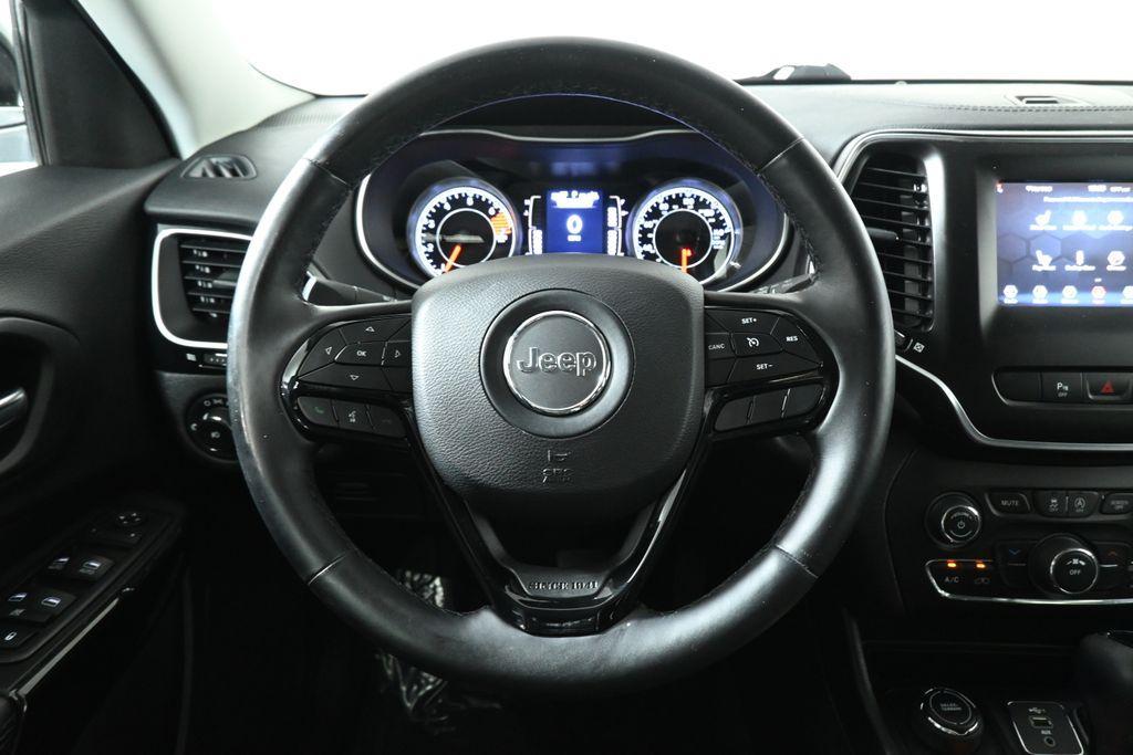 used 2019 Jeep Cherokee car, priced at $15,995