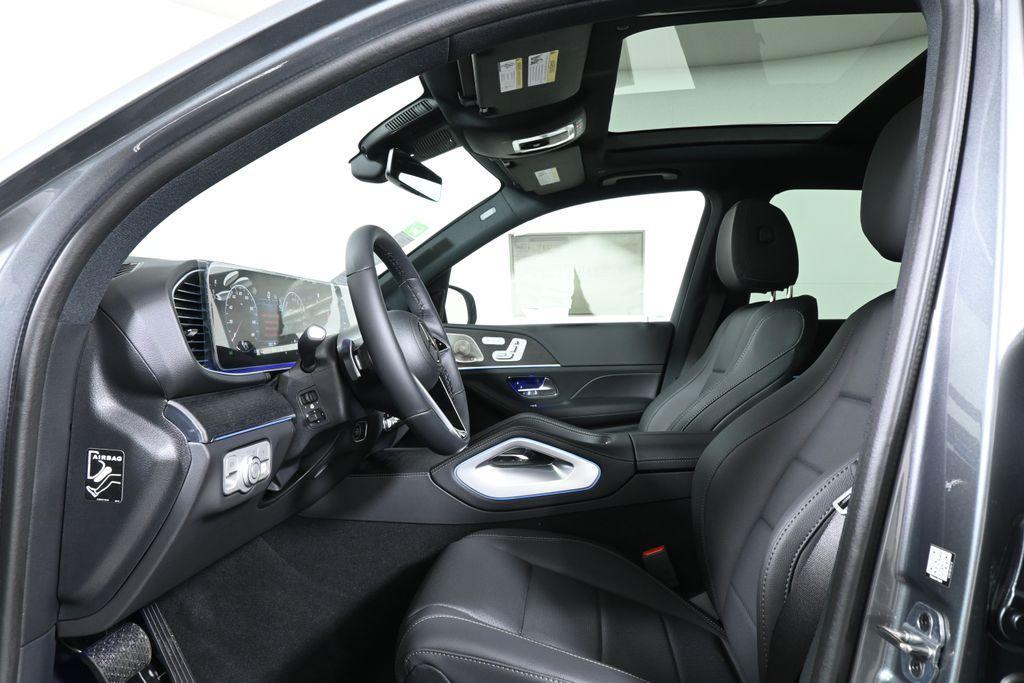 new 2025 Mercedes-Benz GLE 450e car, priced at $80,900