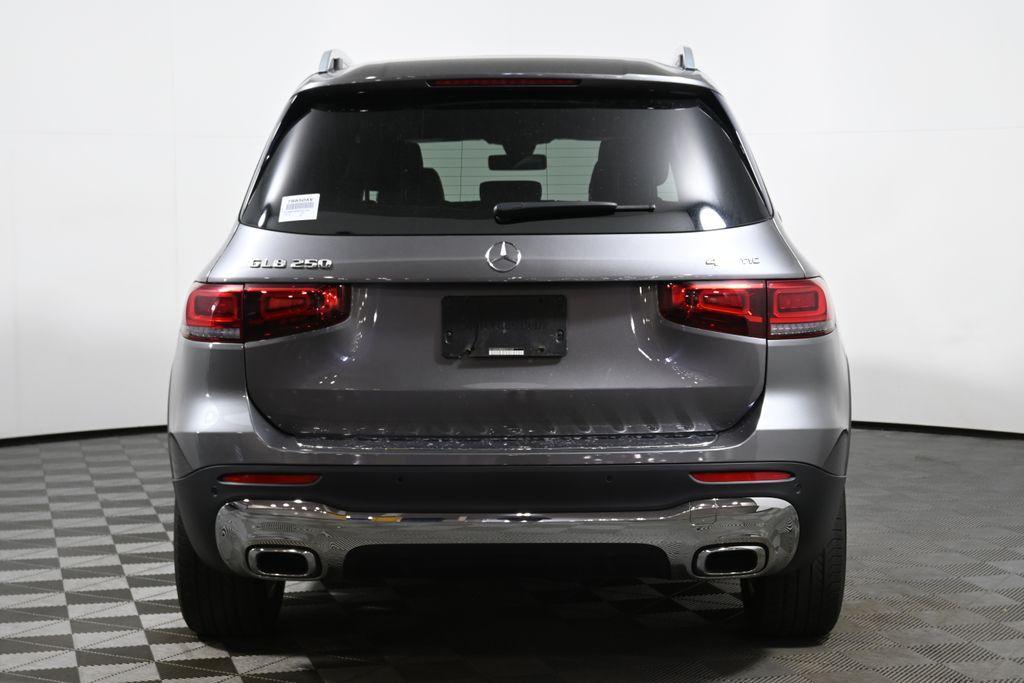 used 2022 Mercedes-Benz GLB 250 car, priced at $27,495